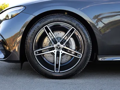 2026 مرسيدس - بنز إي 200