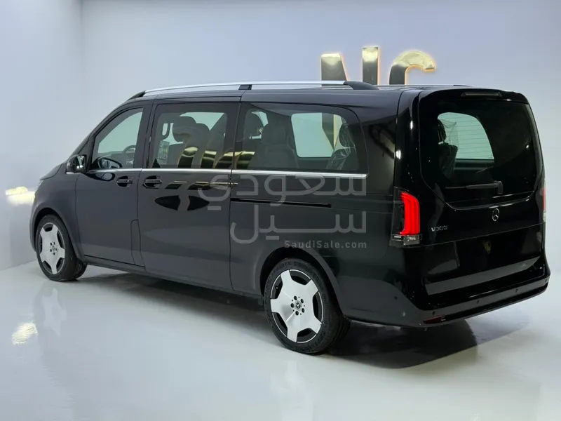 2026 مرسيدس - بنز في 300