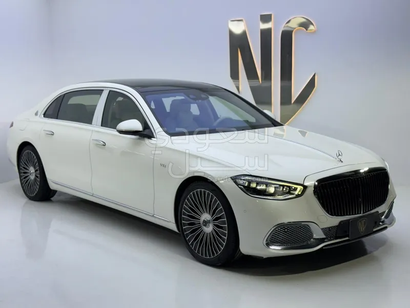 2022 مرسيدس - بنز إس 680 مايباخ