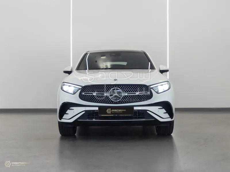 2025 مرسيدس - بنز جي إل سي 200