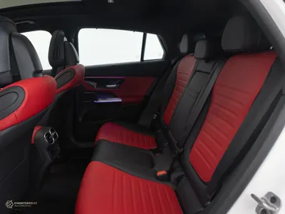 2025 مرسيدس - بنز جي إل سي 200