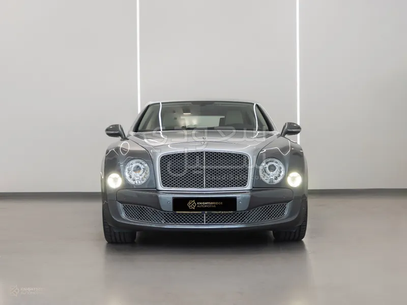 2011 بنتلي مولسان