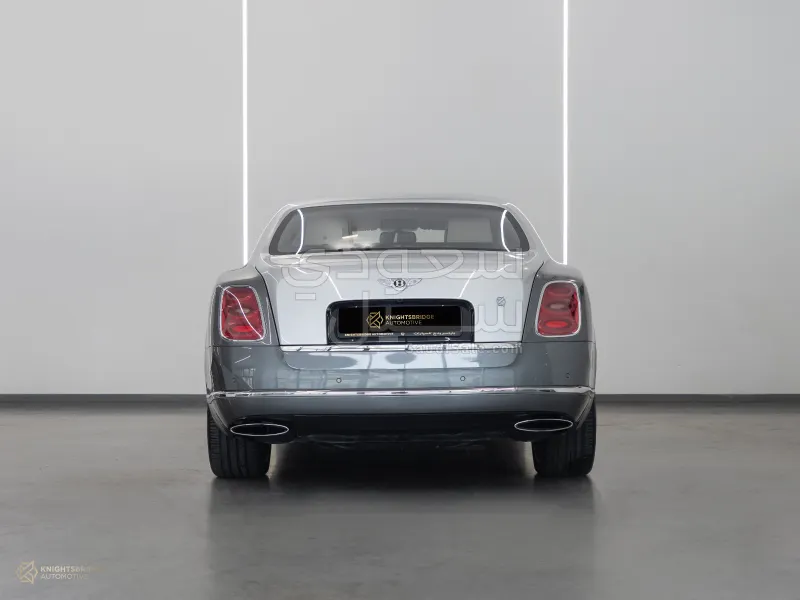 2011 بنتلي مولسان