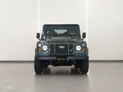 2012 لاند روفر ديفيندر 90