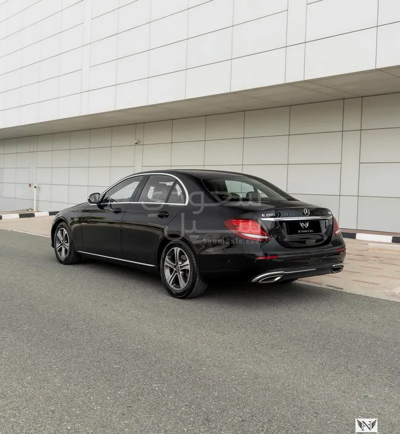 2020 مرسيدس - بنز إي 200