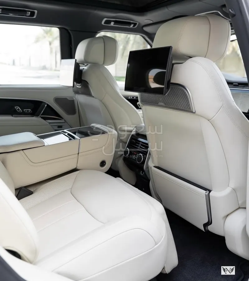 2023 لاند روفر رينج روفر اوتوبيوغرافي