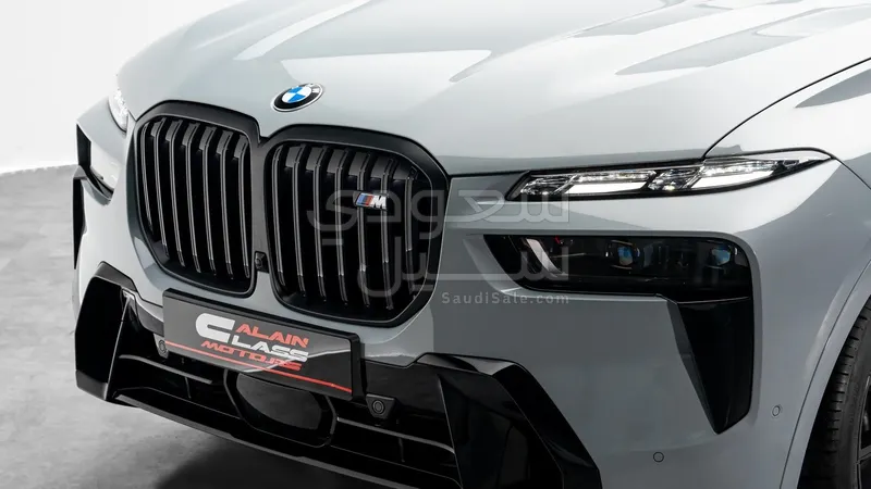 2025 بي ام دبليو الفئة اكس 7 إم كت