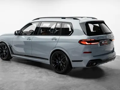 2025 بي ام دبليو الفئة اكس 7 إم كت