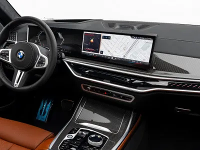 2025 بي ام دبليو الفئة اكس 7 إم كت