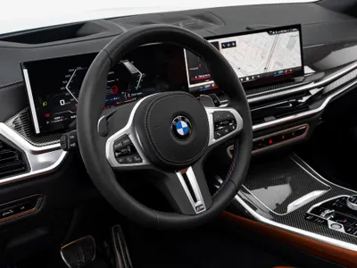 2025 بي ام دبليو الفئة اكس 7 إم كت