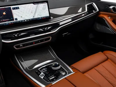 2025 بي ام دبليو الفئة اكس 7 إم كت