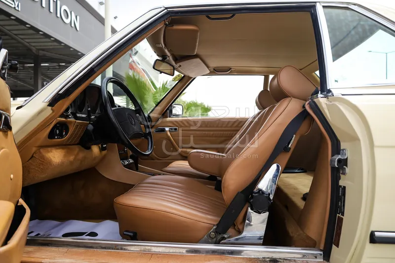 1987 مرسيدس - بنز إس 560