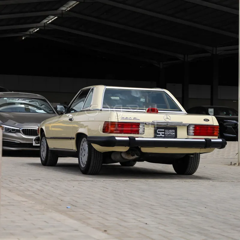 1987 مرسيدس - بنز إس 560