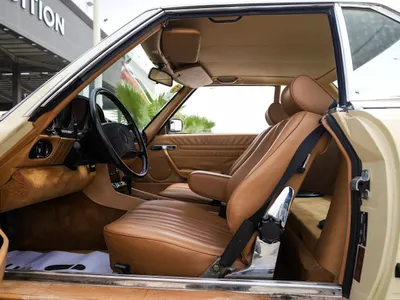 1987 مرسيدس - بنز إس 560