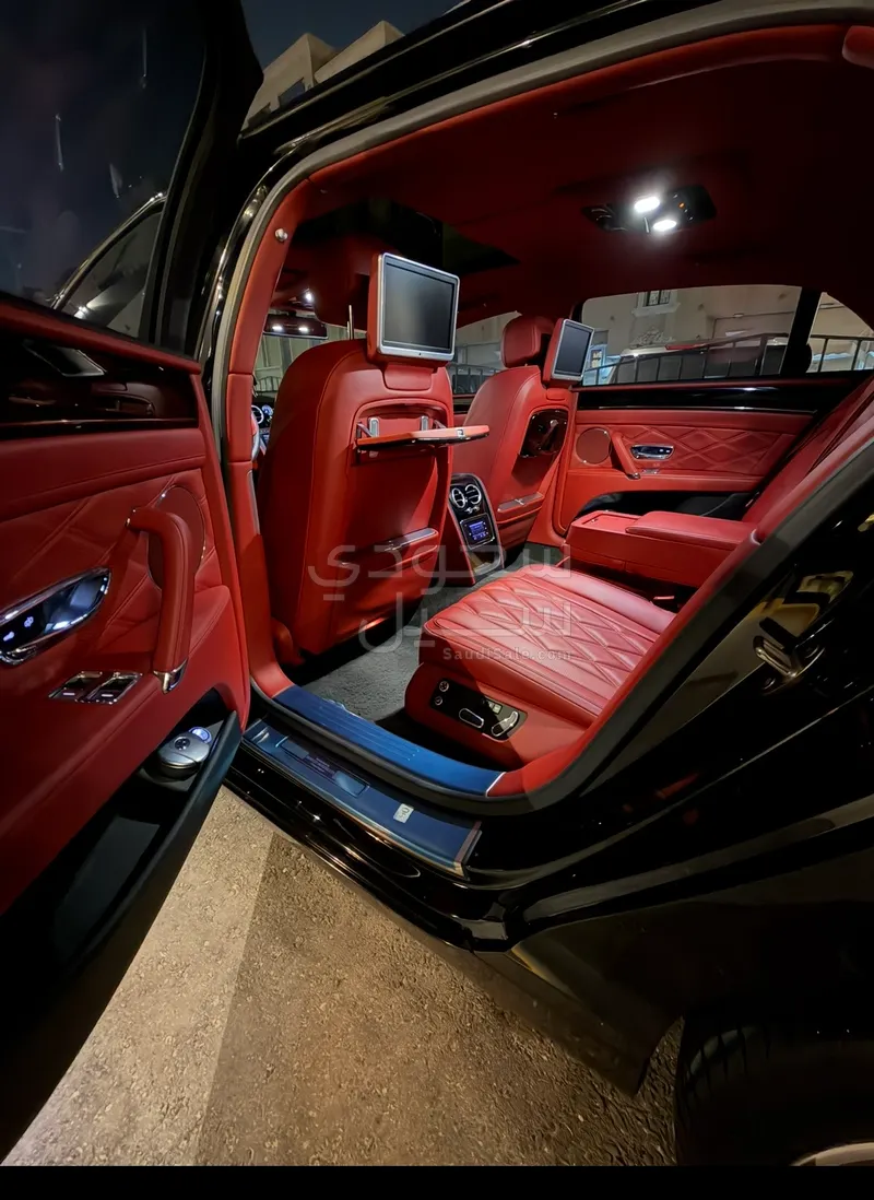 2016 بنتلي كونتيننتل فلاينج سبير مولينر