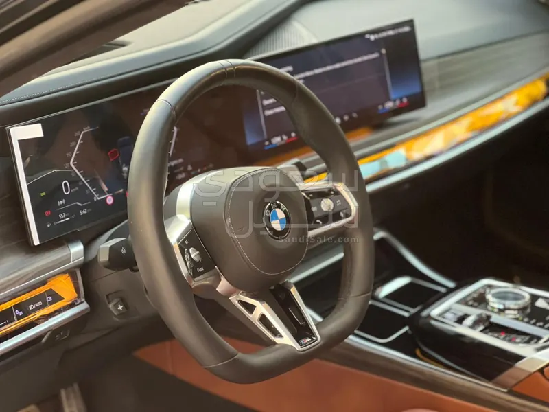 2024 بي ام دبليو الفئة السابعة 740أي