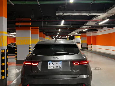 2019 جاكوار اي-بيس