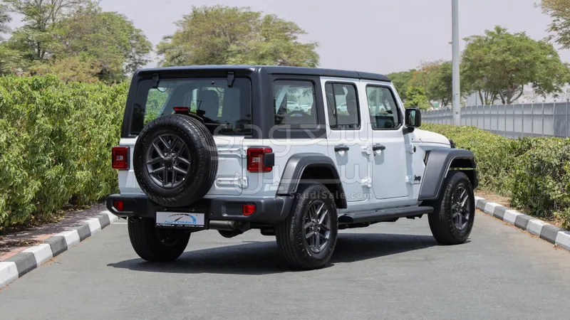 2025 جييب رانجلر سبورت بلس