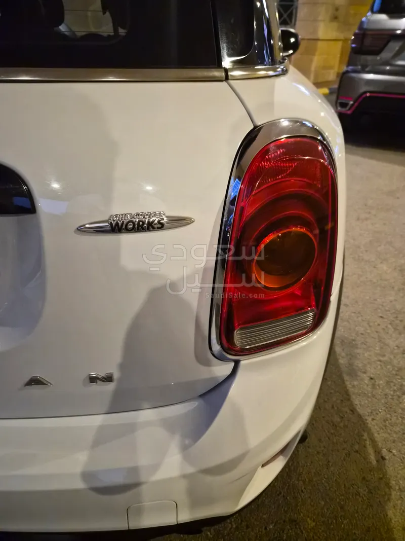 2017 ميني كونتري مان جون كوبر وركس