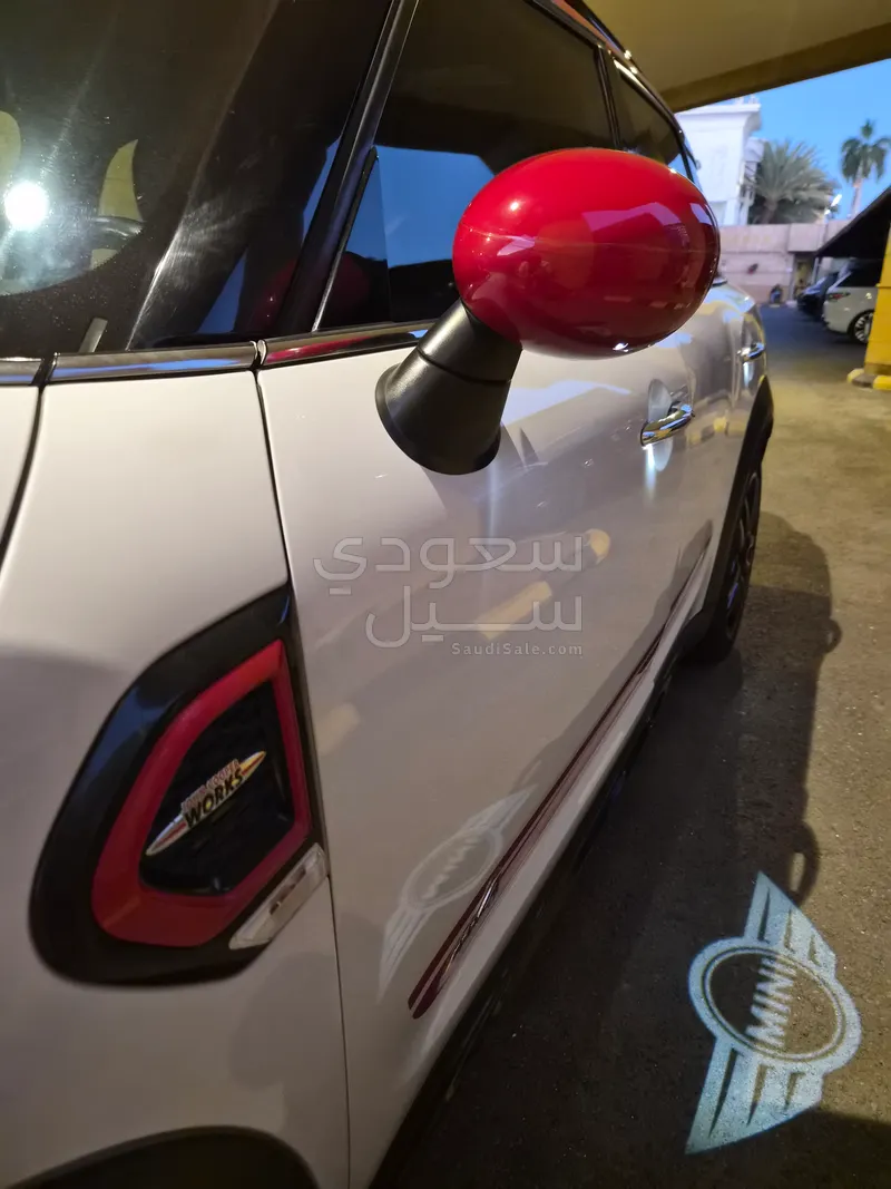 2017 ميني كونتري مان جون كوبر وركس