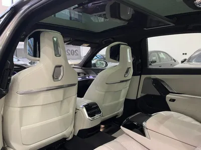 2026 بي ام دبليو الفئة السابعة 735أي