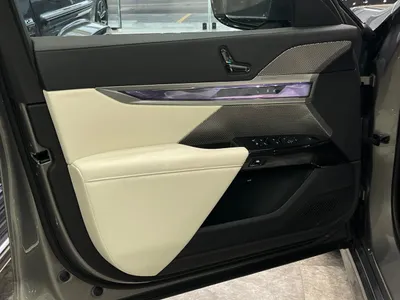 2026 بي ام دبليو الفئة السابعة 735أي