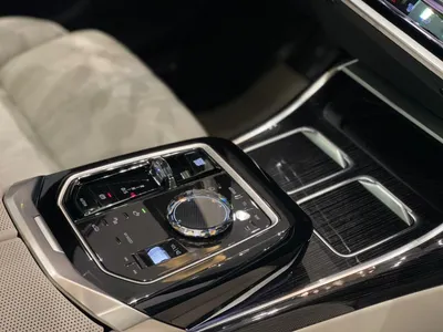 2026 بي ام دبليو الفئة السابعة 735أي