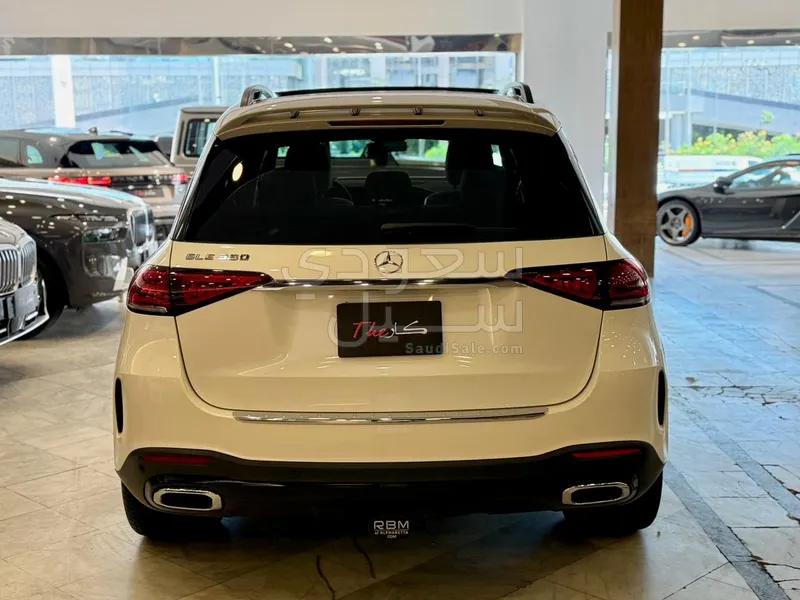 2022 مرسيدس - بنز جي إل إي 350