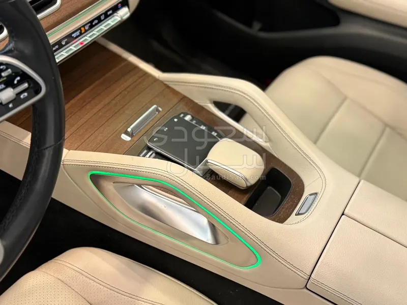 2022 مرسيدس - بنز جي إل إي 350