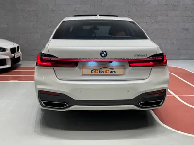 2020 بي ام دبليو الفئة السابعة 730 إل أي