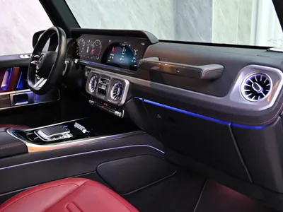 2025 مرسيدس - بنز جي 500