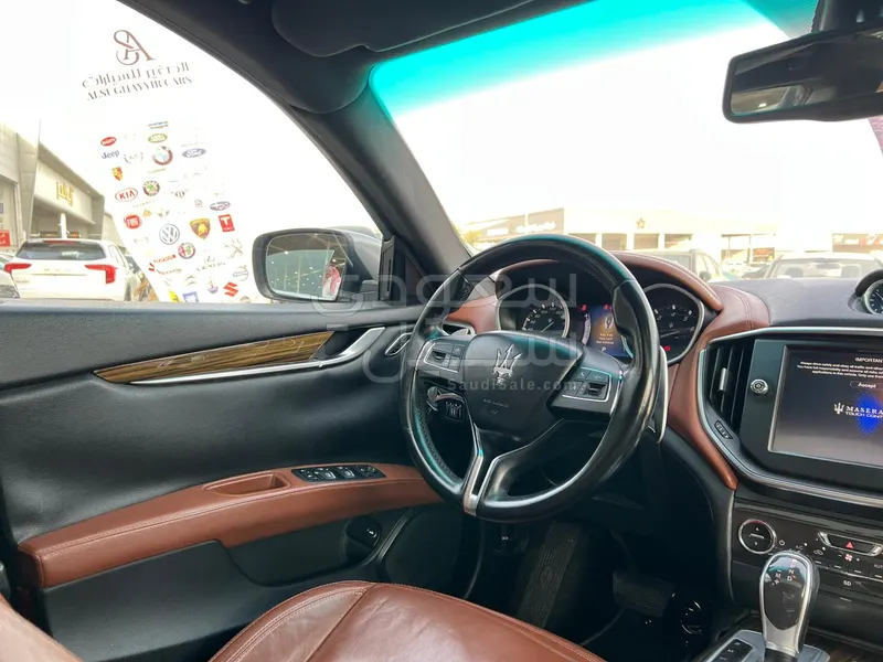 2014 Maserati Quattroporte 330