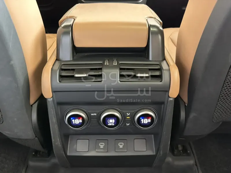 2025 لاند روفر ديفيندر 130 اكس