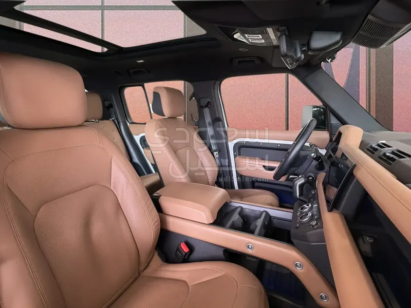 2025 لاند روفر ديفيندر 130 اكس