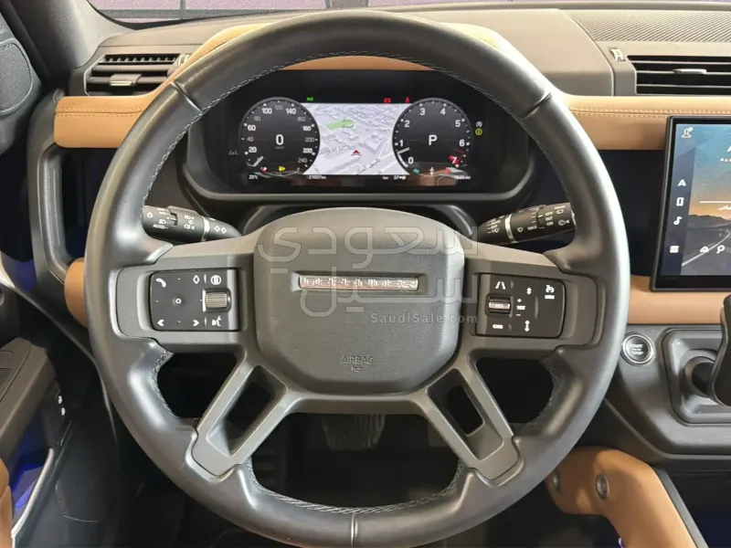 2025 لاند روفر ديفيندر 130 اكس