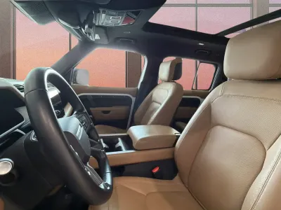 2025 لاند روفر ديفيندر 130 اكس