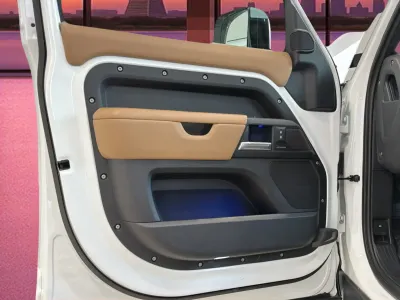 2025 لاند روفر ديفيندر 130 اكس