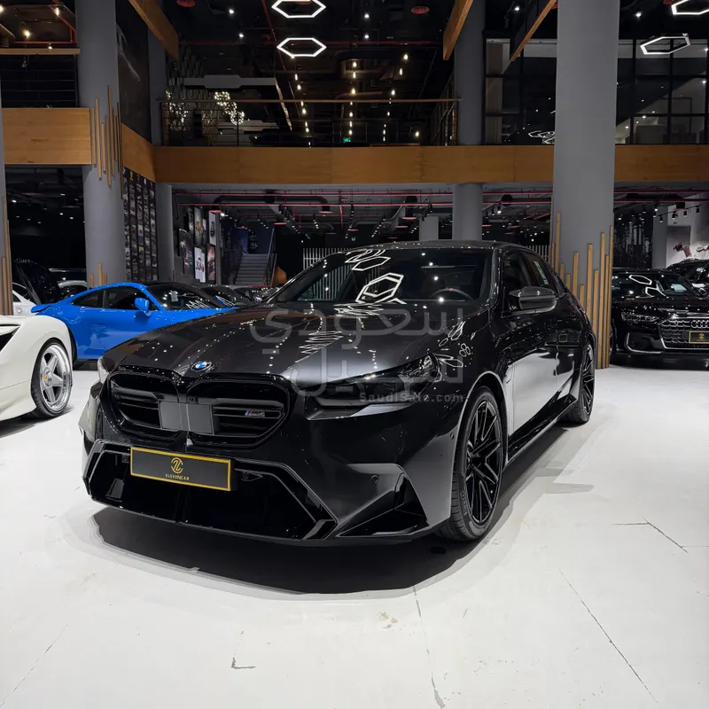 2026 بي ام دبليو الفئة ام إم 5