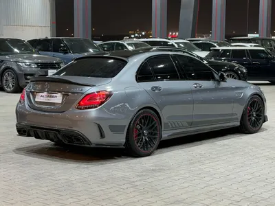 2016 مرسيدس - بنز سي 63إٍس أي إم جي