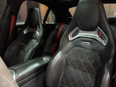 2016 مرسيدس - بنز سي 63إٍس أي إم جي