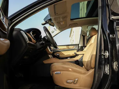 2020 ام جي ار اكس 8