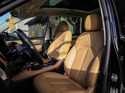 2020 ام جي ار اكس 8