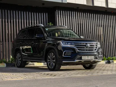 2020 ام جي ار اكس 8