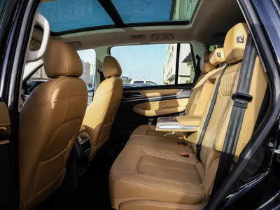 2020 ام جي ار اكس 8