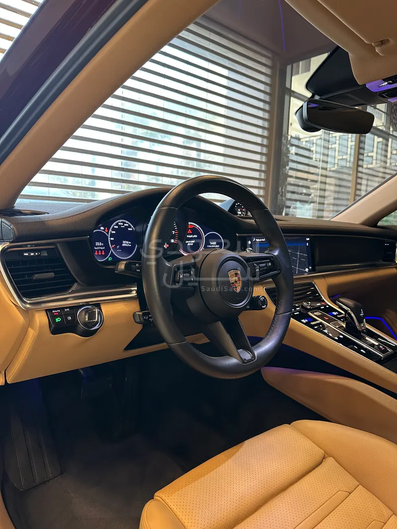 2022 بورش بانميرا بلاتنيوم اديشن