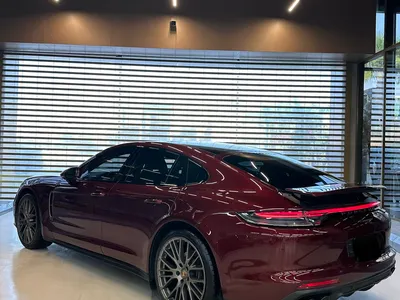 2022 بورش بانميرا بلاتنيوم اديشن