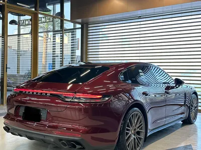 2022 بورش بانميرا بلاتنيوم اديشن