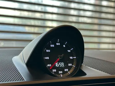 2022 بورش بانميرا بلاتنيوم اديشن