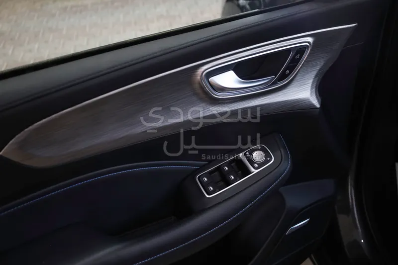 2024 ام جي ار اكس 5