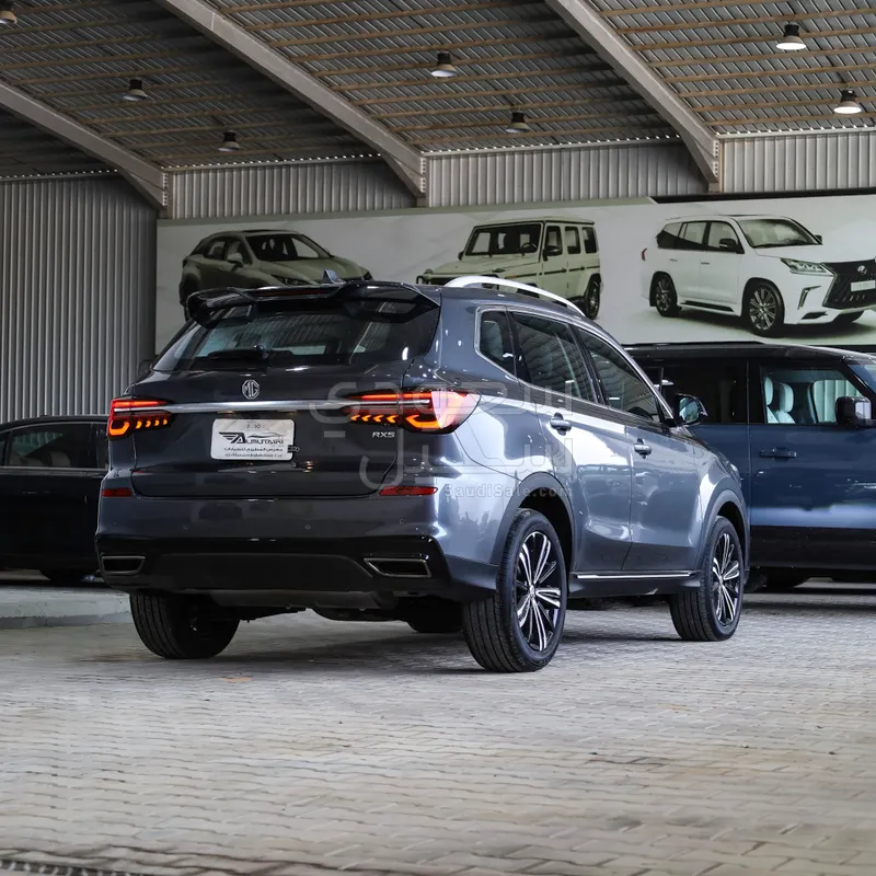 2024 ام جي ار اكس 5